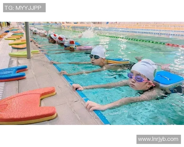 如何通过科学方法和技巧在短时间内掌握游泳技能