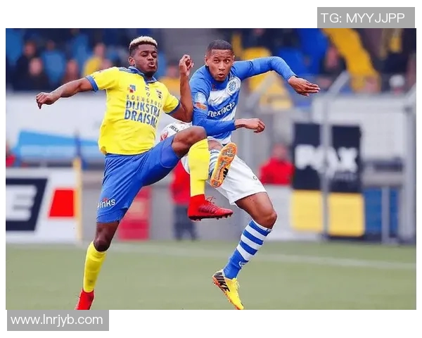 特尔斯达与坎布尔比赛前瞻分析双方实力对比及战术布局探讨